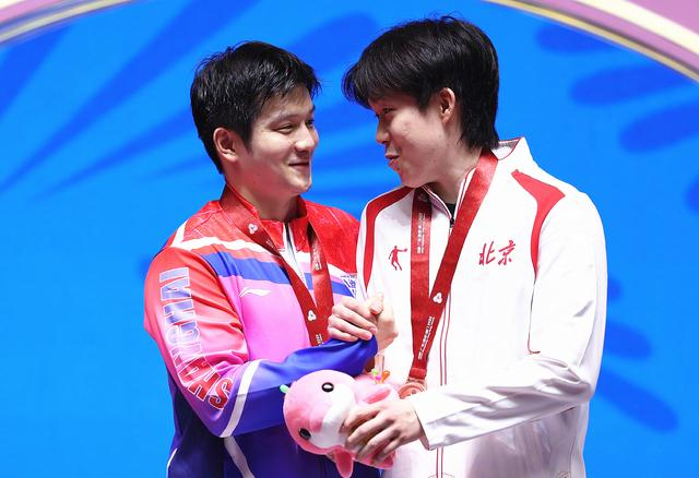 周启豪逆转温瑞博获世乒赛资格 国乒新老交替竞