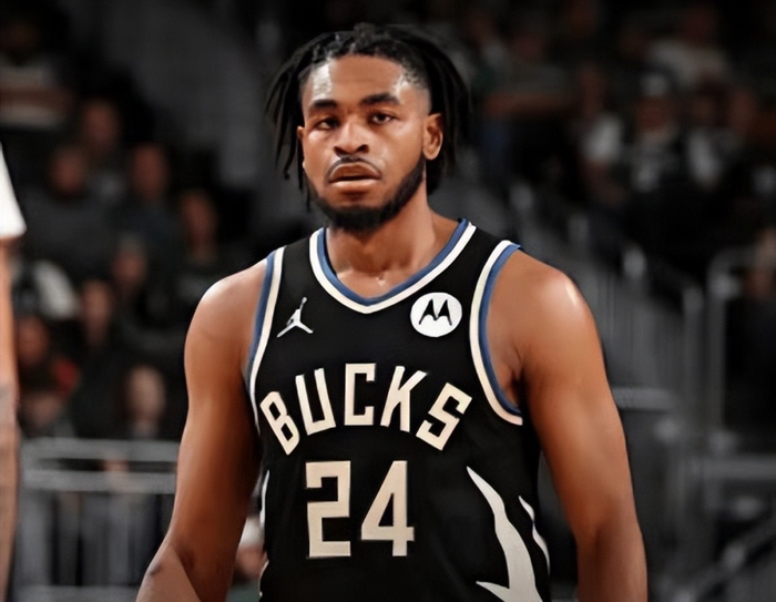 富尔茨签约猛龙托马斯被裁 球员定位偏差影响职