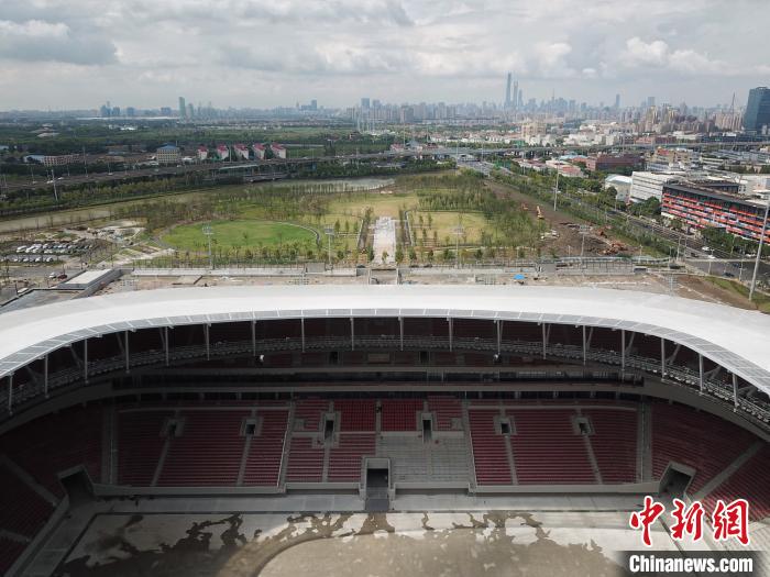 浦东足球场启动S10总决赛验收交付