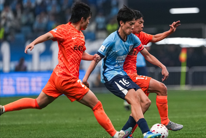 云南玉昆客场3-1逆转大连英博终结五连胜